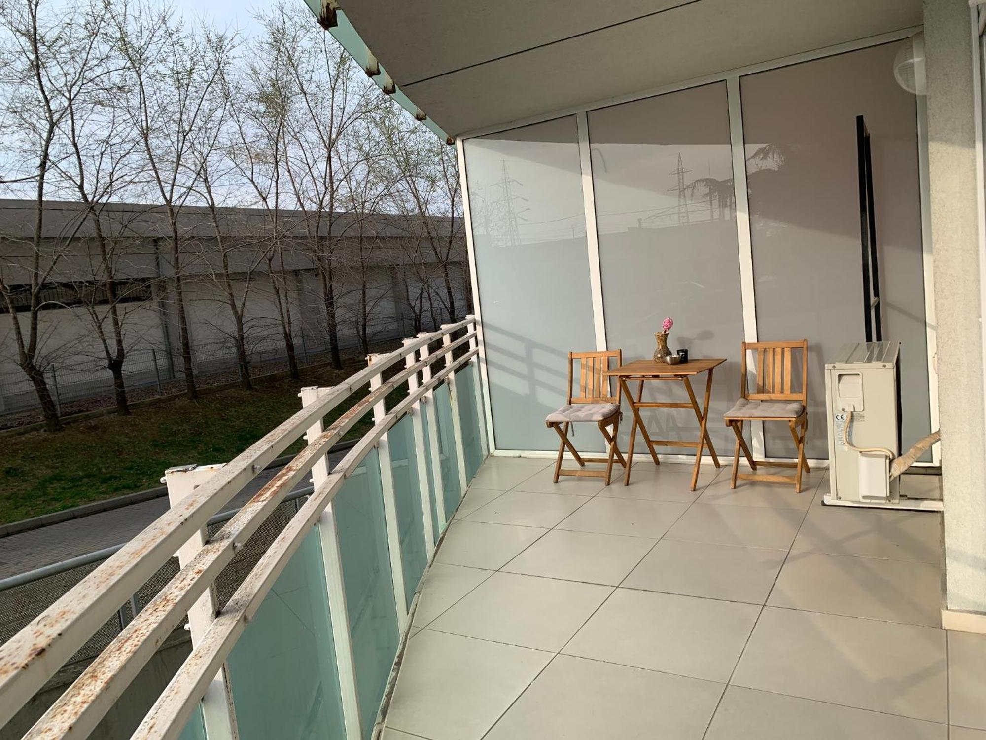 Caraway Apartment Oradea Bagian luar foto